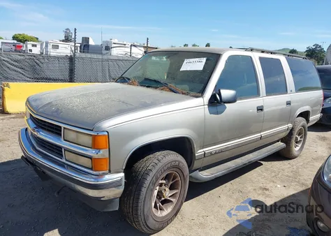 1999 Chevrolet Suburban 1500 Lt from USA, damaged, VIN 3GNFK16R1XG117745
